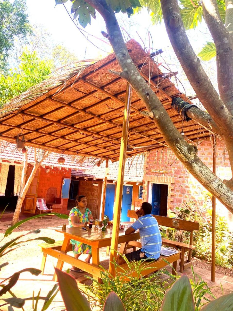 Moradia Dos Quadros Acomodação com café da manhã Malar Exterior foto